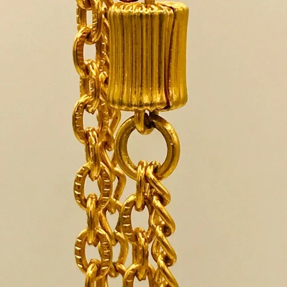 Vintage Long Gold Tone Metal Chain Necklace - Picture 4 of 5